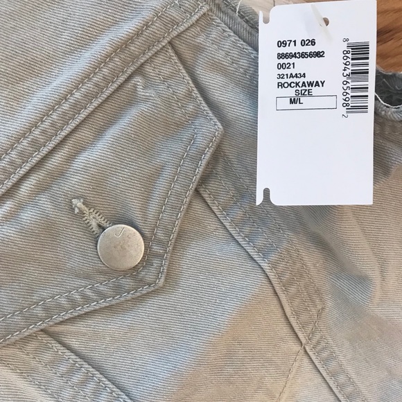 J BRAND Oversized Denim Rockaway Finn Vest - Picture 6 of 8